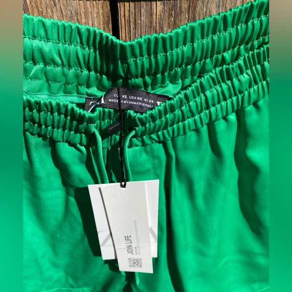 Zara Satin Effect Shorts - Picture 7 of 10